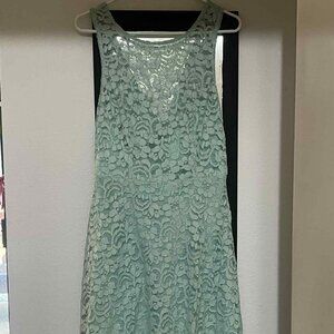 David's Bridal Short Sleeveless All Over Lace Bridesmaid